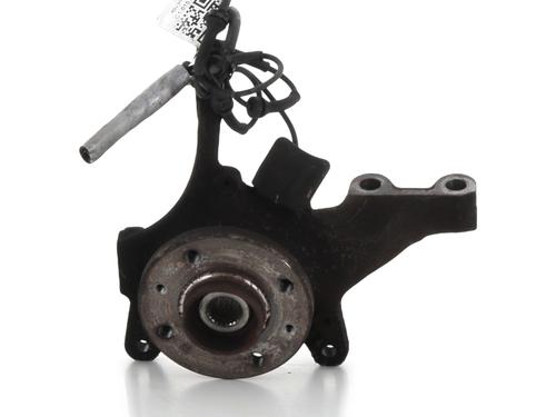 Used Right front steering knuckle Right front steering knuckle RENAULT LAGUNA I (B56_, 556_) 1.6 16V (B568, B561) (107 hp) 33332057 33332057