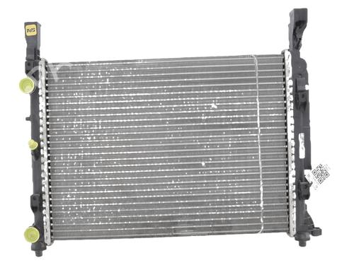 Used Water radiator Water radiator 37532572 37532572
