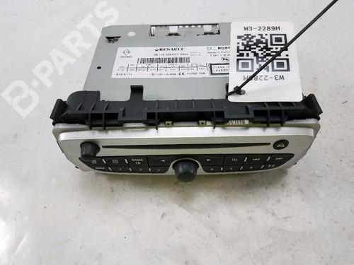 Used Radio Radio RENAULT TWINGO II (CN0_) 1.5 dCi 90 (86 hp) 10644691 10644691