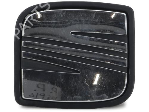 Used Tailgate handle SEAT LEON (1P1) 1.9 TDI (105 hp) 28835470