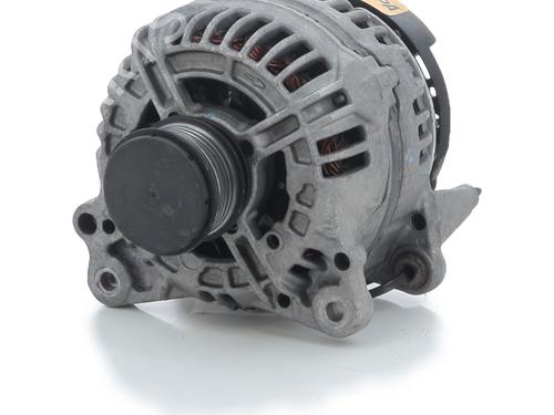 Used Alternator VW GOLF V (1K1) 1.9 TDI (105 hp) 31577441