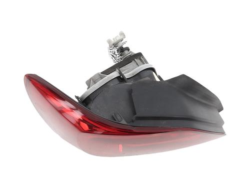 Farolim esquerdo VW POLO V (6R1, 6C1) 1.6 TDI (90 hp) 31122787