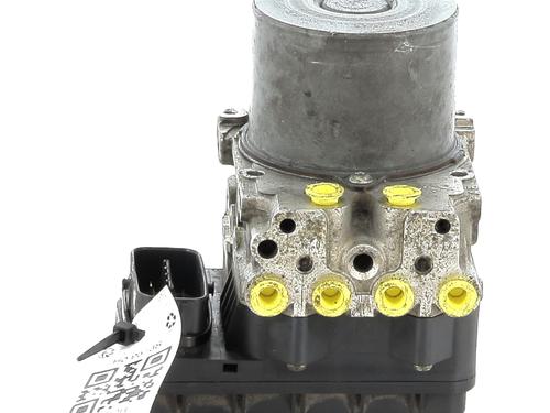 Used ABS pump TOYOTA RAV 4 III (_A3_) 2.2 D 4WD (ALA30_, ALA30R) (150 hp) 24707840