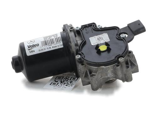 Used Front wiper motor MERCEDES-BENZ B-CLASS Sports Tourer (W246, W242) B 200 CDI (246.201) (136 hp) 29390113