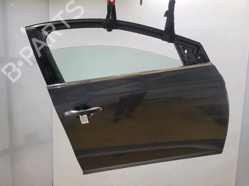 Used Right front door RENAULT MEGANE IV Hatchback (B9A/M/N_) 1.2 TCe 100 (B9MS) (100 hp) 32460569