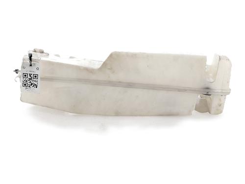Used Windscreen washer tank Windscreen washer tank 37627467 37627467