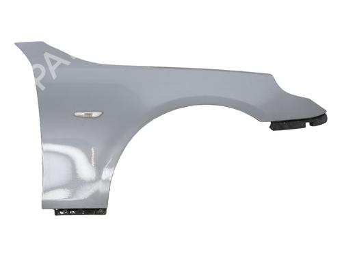 Used Right front fenders BMW 5 (E60) 545 i (333 hp) 32278310