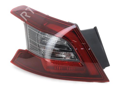 Left taillight PEUGEOT 308 II (LB_, LP_, LW_, LH_, L3_) 1.5 BlueHDi 130 | BP29444070C34 
