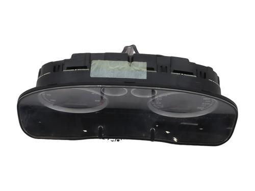 Kombinert Instrument VW PASSAT B5.5 Variant (3B6) 1.9 TDI (130 hp) 30140850