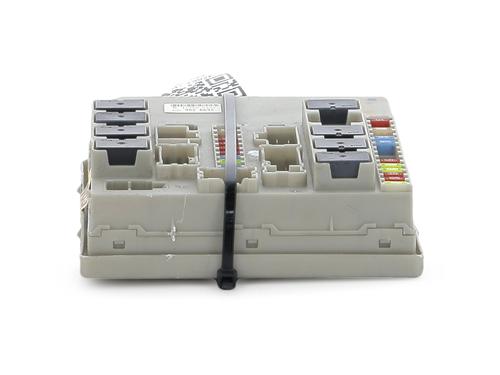 Used Fuse box Fuse box 37483459 37483459
