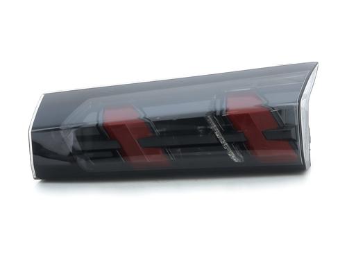 Højre baglygte bagklap PEUGEOT 2008 II (UD_, US_, UY_, UJ_, UR_, UC_) 1.5 BlueHDI 100 (102 hp) 31057335