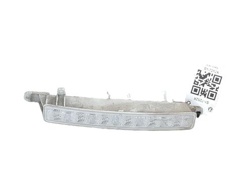 Used Right daytime light Right daytime light 36831387 36831387