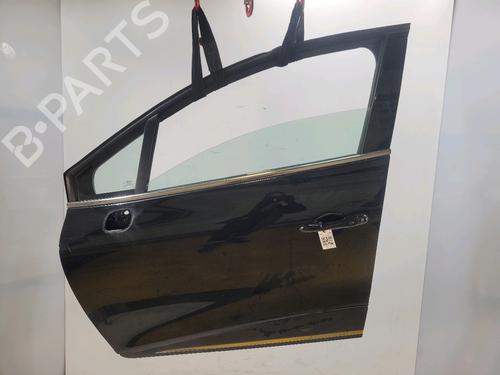 Used Left front door Left front door RENAULT CLIO IV (BH_) 1.5 dCi 90 (90 hp) 33567781 33567781