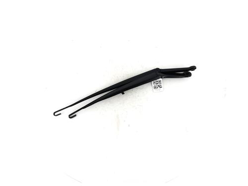 Front windshield wiper arm BMW 3 (E46) 318 i | BP27900493C143 