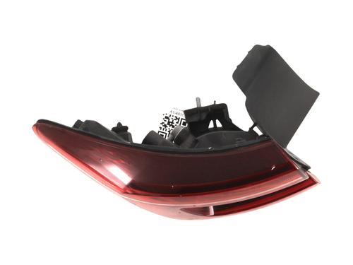 left-taillight-renault-clio-v-b7_-2019-32131110 main image