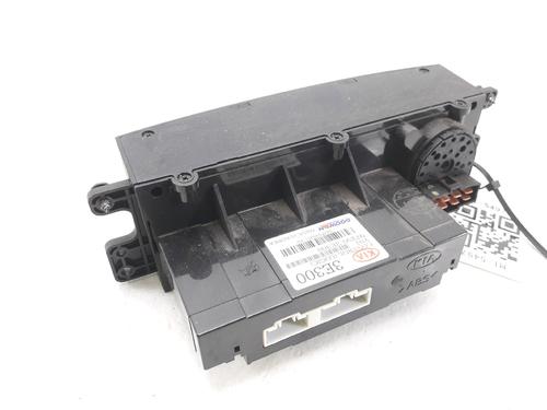 Climate control KIA SORENTO I (JC) 2.5 CRDi 4WD | BP10473127I5 