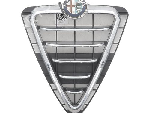 Grill ALFA ROMEO GIULIETTA (940_) 1.4 TB (940FXB1A, 940FXB11) (170 hp) 30957233