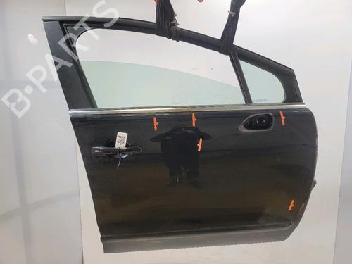 Used Right front door Right front door PEUGEOT 5008 (0U_, 0E_) 1.6 HDi (114 hp) 33309936 33309936