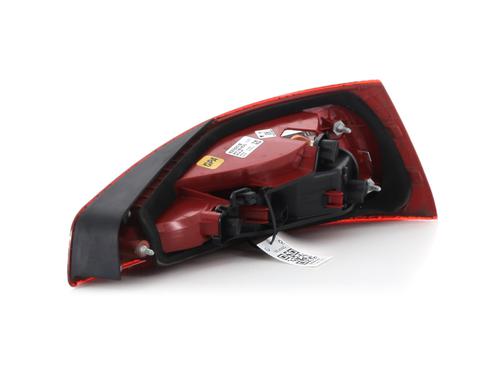 Right taillight AUDI Q3 (8UB, 8UG) 2.0 TDI quattro | BP36487205C35 - Image 3