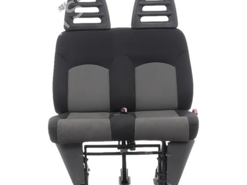 Used Right front seat Right front seat IVECO DAILY V Van 29S13, 29L13, 35C13, 35S13, 40C13, 40S13 (126 hp) 39971602 39971602