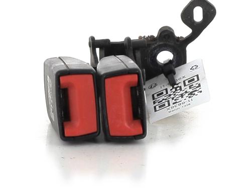 Engache cinturón Engache cinturón VW GOLF VII (5G1, BQ1, BE1, BE2) 1.6 TDI (105 hp) 33446648 33446648