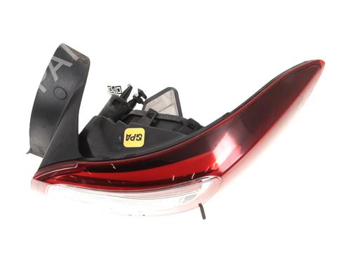 right-taillight-dacia-sandero-ii-2012-31985728 main image