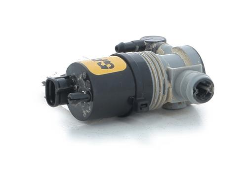 Used Washer pump TOYOTA YARIS (_P21_, _PA1_, _PH1_) 1.5 Hybrid (MXPH10, MXPH11) (116 hp) 32974940