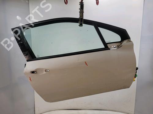Used Right front door Right front door 32181039 32181039