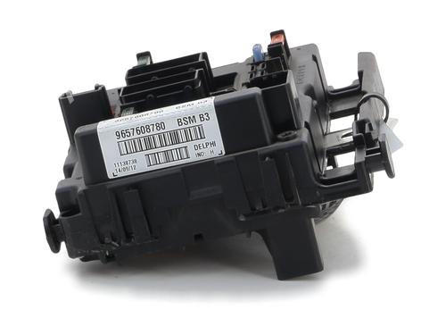 Used Fuse box PEUGEOT 206+ (2L_, 2M_) 1.4 HDi eco 70 (68 hp) 28573856