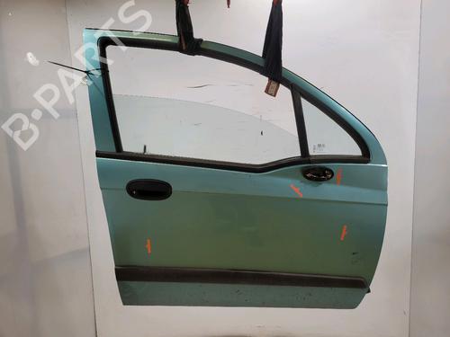 Used Right front door CHEVROLET MATIZ (M200, M250) [2005-2025]  25797543