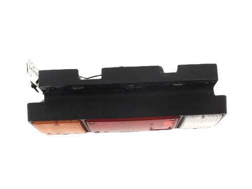 Venstre baglygte ISUZU ELF Platform/Chassis (NKR8_, NKQ8_) 4.3 DiTD (120 hp) 30981979