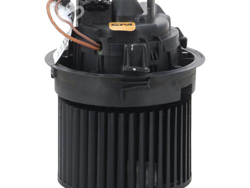 Heater blower motor RENAULT CLIO IV (BH_) 1.5 dCi 75 | BP30118681M62