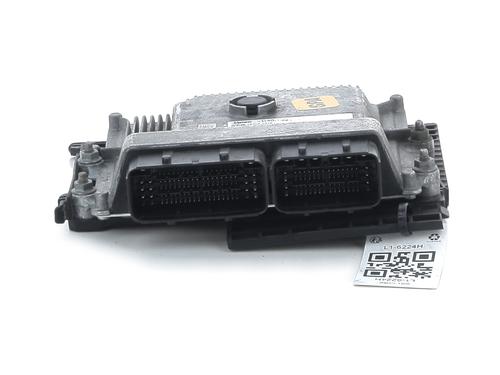 Used Engine control unit (ECU) PEUGEOT 308 II (LB_, LP_, LW_, LH_, L3_) 1.2 THP 130 (131 hp) 31913211