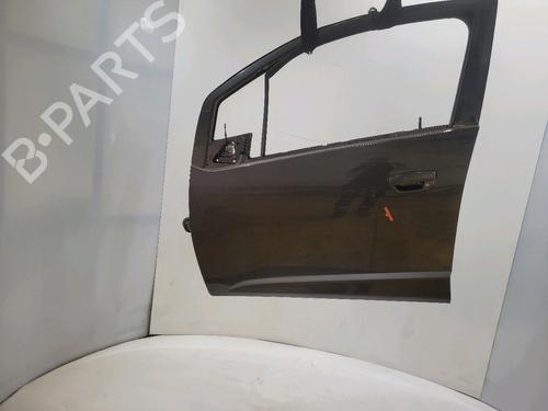 Used Left front door Left front door 39576990 39576990