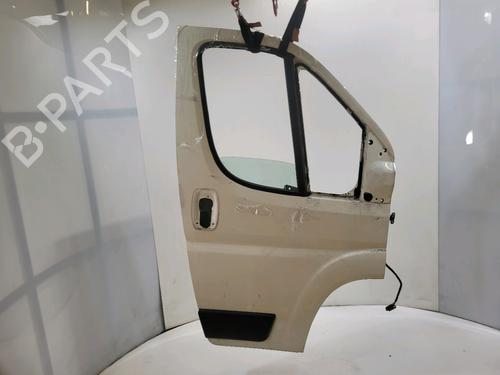 Used Right front door Right front door 37483714 37483714