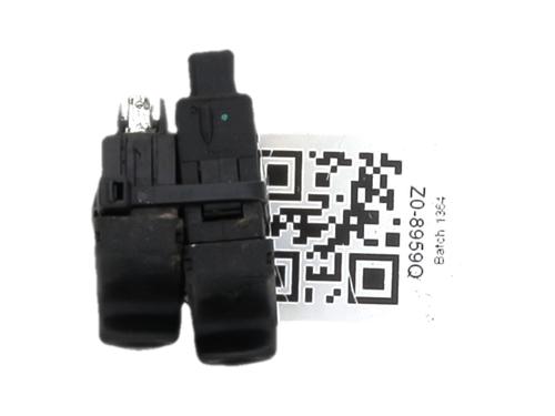 left-front-window-switch-renault-kangoo-kc01_-1997-36795346 main image