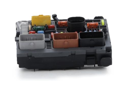 fuse-box-peugeot-807-eb_-2002-40619164 main image