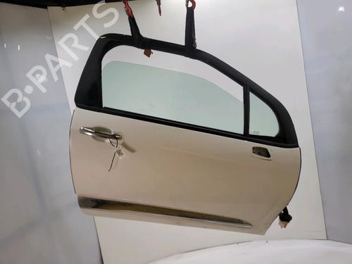 right-front-door-citroen-ds3-sa_-2009-2010-2011-2012-2013-2014-2015-2016-37017076 main image