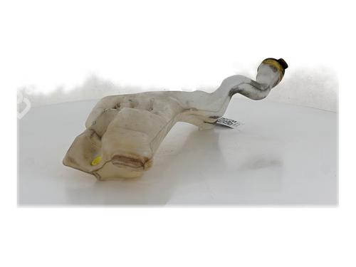 Used Windscreen washer tank RENAULT MEGANE IV Hatchback (B9A/M/N_) 1.5 dCi 110 (B9A3) (110 hp) 29389885
