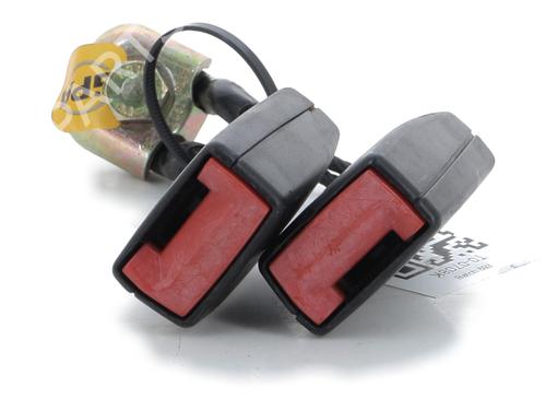 Used Seat buckle VW POLO (9N_, 9A_) 1.2 12V (64 hp) 27906835