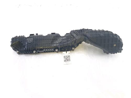Used Intake manifold BMW 5 (G60, G90, G68) M5 Plug-in Hybrid All-wheel Drive (727 hp) 28834917