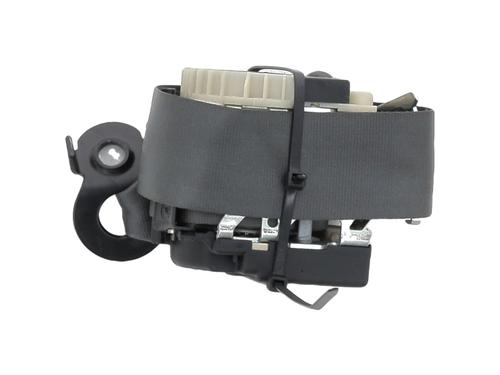 rear-left-seatbelt-renault-clio-iii-br01-cr01-2005-2006-2007-2008-2009-2010-2011-2012-2013-2014-32770387 main image
