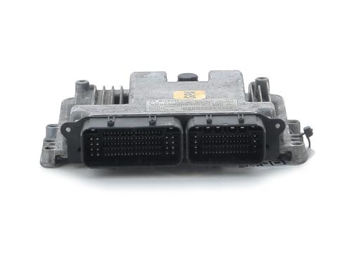 Used Engine control unit (ECU) PEUGEOT 308 II (LB_, LP_, LW_, LH_, L3_) 1.6 BlueHDi 120 (120 hp) 30982765
