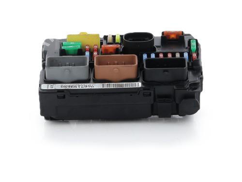 Used Fuse box Fuse box CITROËN C3 II (SC_) 1.4 HDi 70 (SC8HZC, SC8HR0, SC8HP4) (68 hp) 39763688 39763688