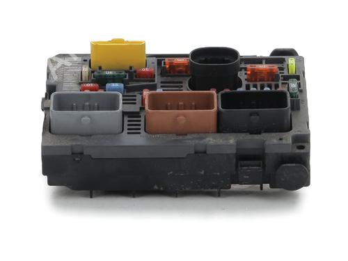 Used Fuse box PEUGEOT PARTNER MPV (5_, G_) 1.6 HDi 90 (90 hp) 29517429