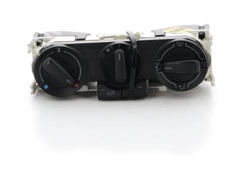 Used Climate control Climate control VW POLO V (6R1, 6C1) 1.2 (60 hp) 36660337 36660337