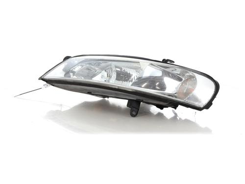 Used Right headlight OPEL VECTRA B Hatchback (J96) 1.8 i 16V (F68) (116 hp) 19640811