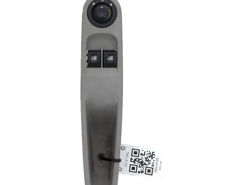Used Left front window switch RENAULT ZOE (BFM_) Electric (BFME) (75 hp) 27551995