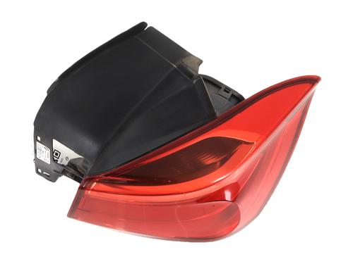Used Right taillight BMW 1 (F20) 116 d (116 hp) 29522758