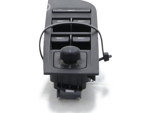Left front window switch SKODA KAMIQ (NW4) 1.6 TDI | BP33280484I27 - Image 3